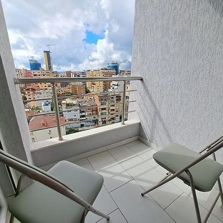 Pazari Luxury Central Apartment Tirana Exterior foto