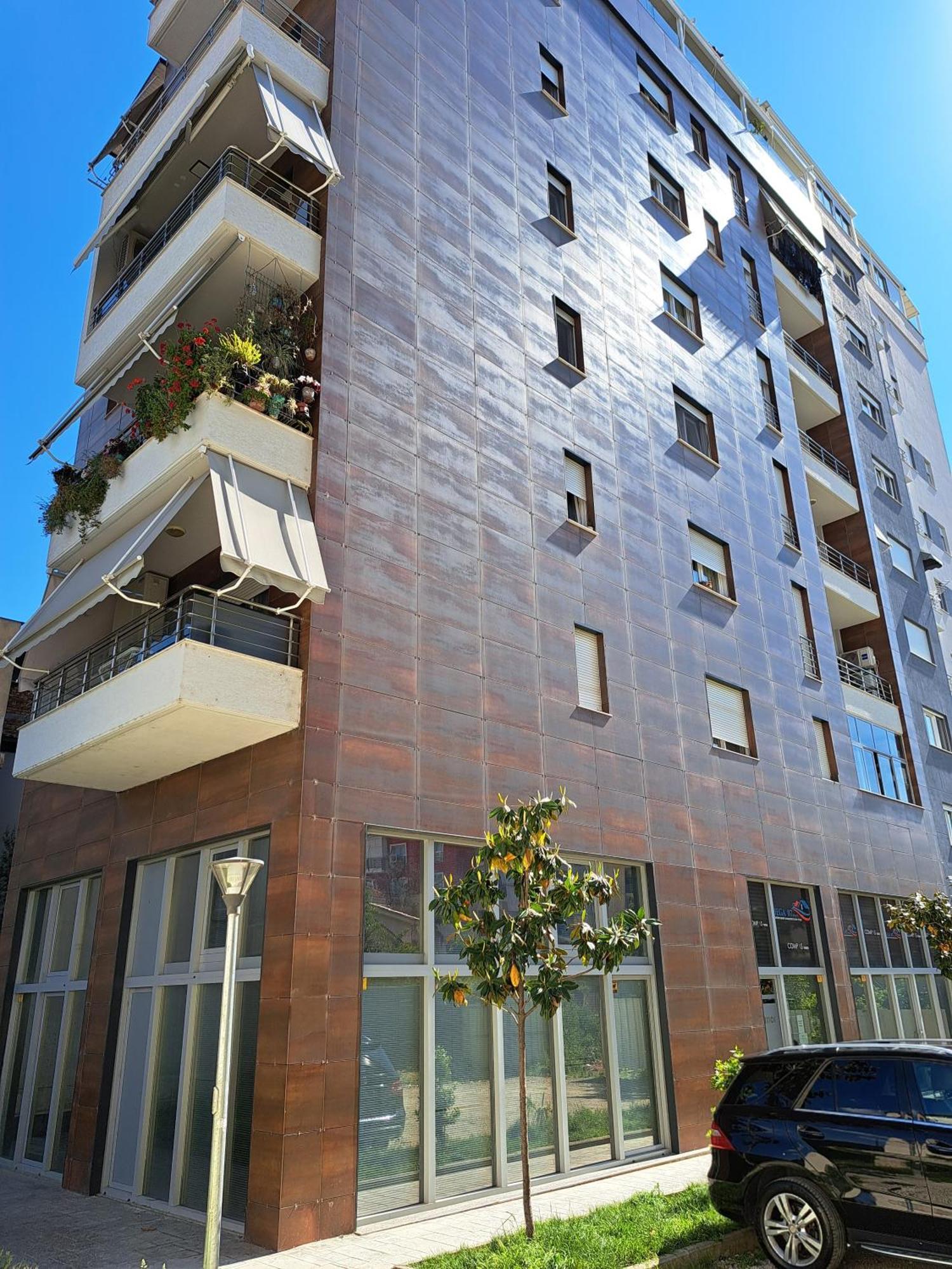 Pazari Luxury Central Apartment Tirana Exterior foto