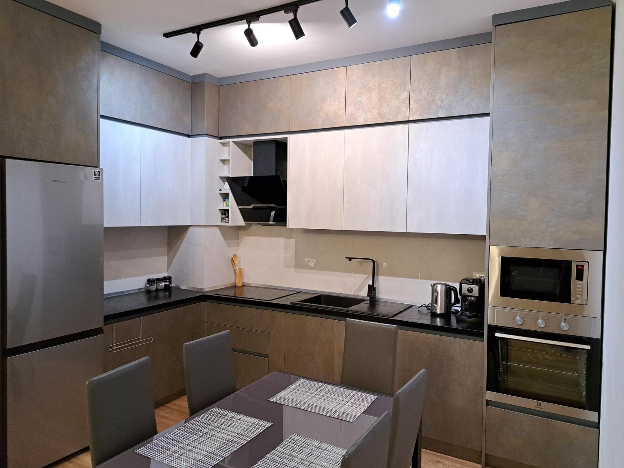 Pazari Luxury Central Apartment Tirana Exterior foto